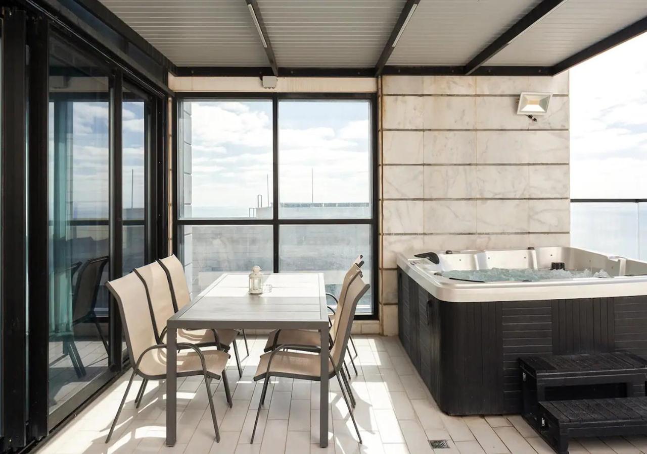 Apartmán Oַ&O Group- Luxury Penthouse Jacuzzi Sea 36 Floor Bat Jam Exteriér fotografie