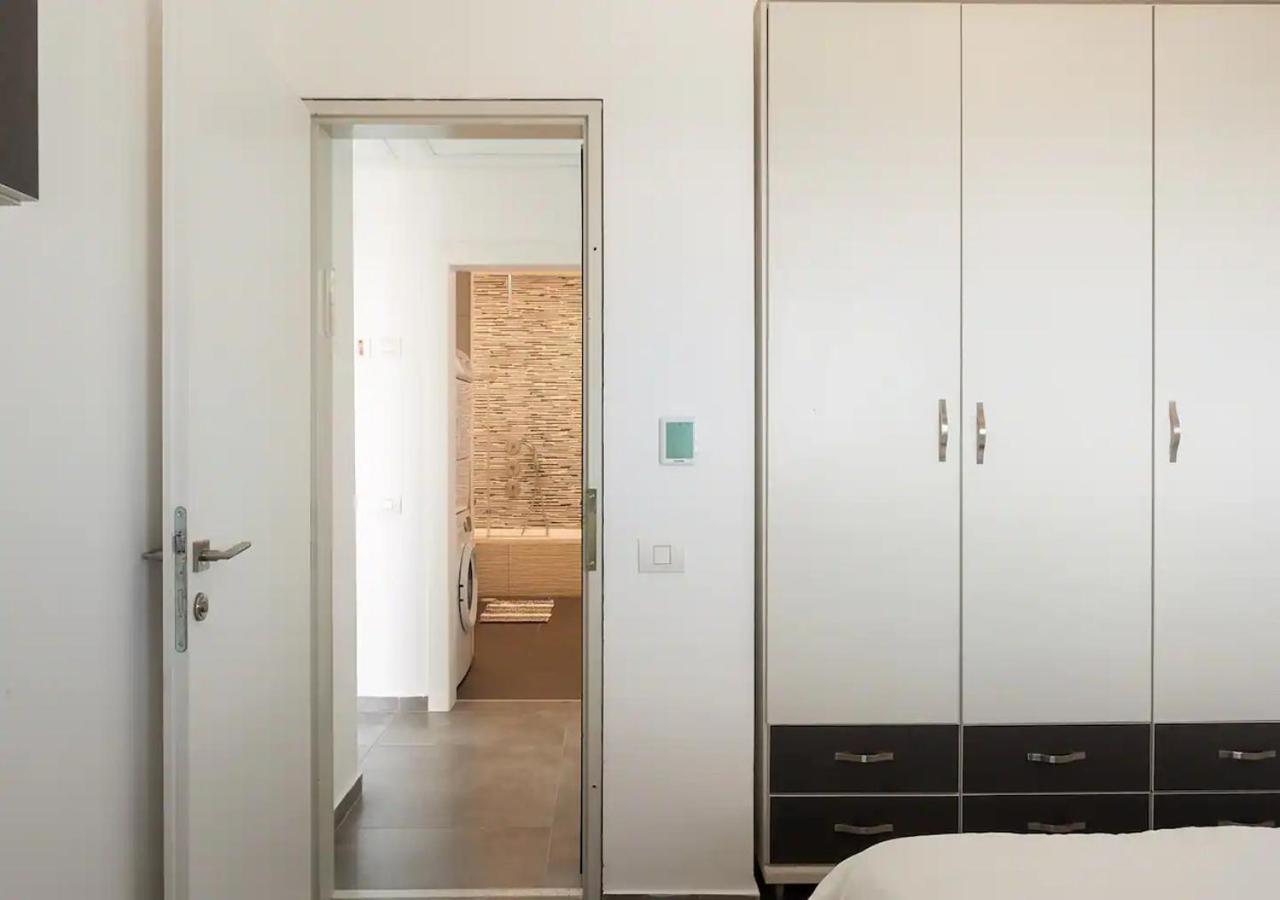 Apartmán Oַ&O Group- Luxury Penthouse Jacuzzi Sea 36 Floor Bat Jam Exteriér fotografie